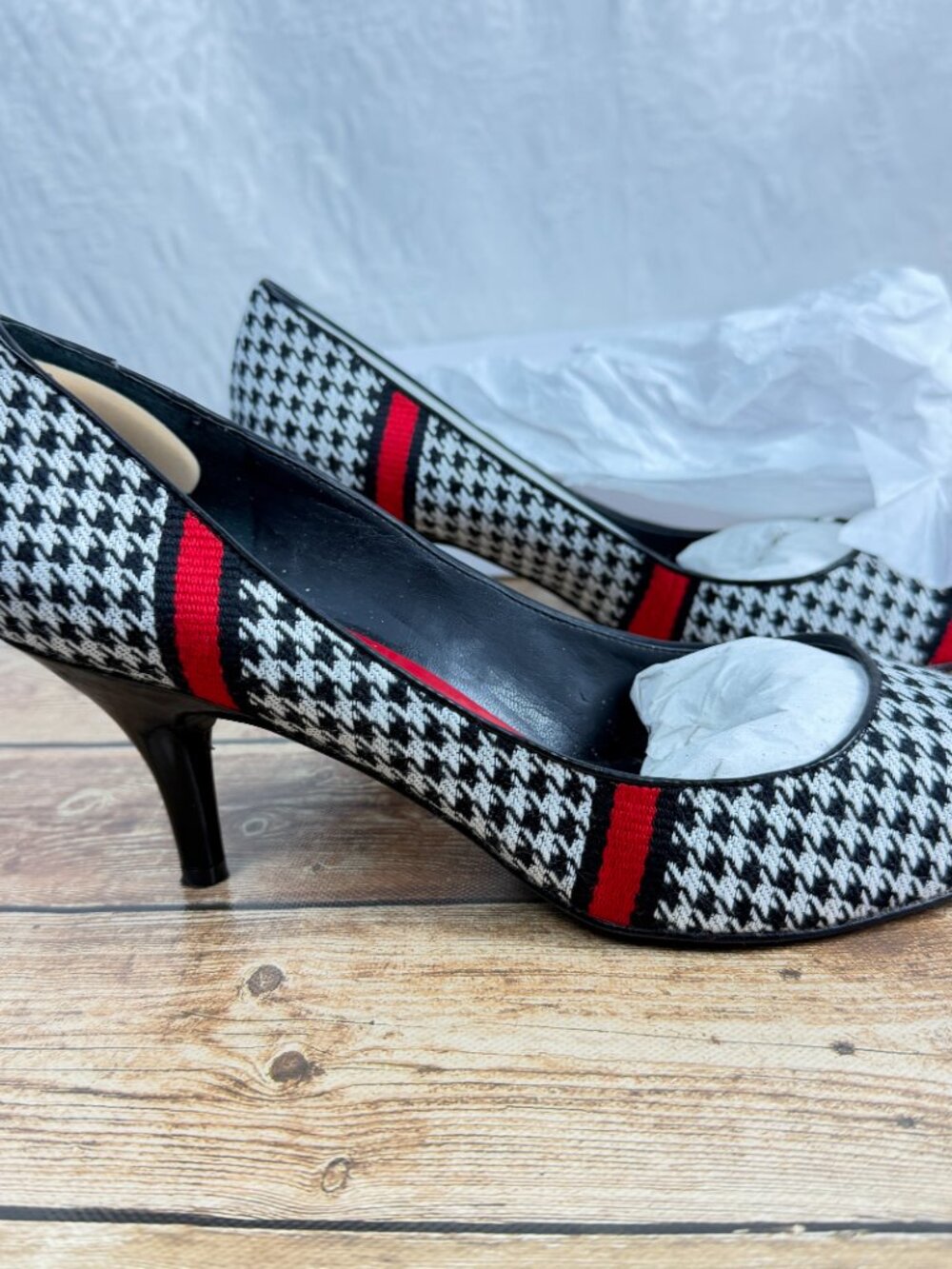 Nine West Women’s Size 12 Black White Red Houndstooth Pointed Toe Pumps Heels